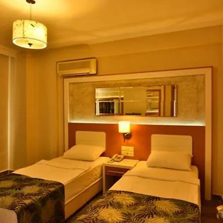 Dolphin Family Hotel